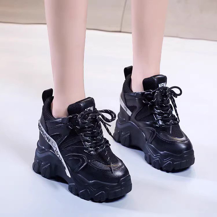 O1CN01y0c0tb1gVpawwrmtq_!!3891544148 thick sole super casual shoes - Image 1