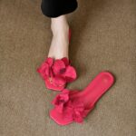 Spring and summer new fashion flower slippers