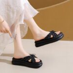 Rhinestone flat toe sandals for women - Image 9