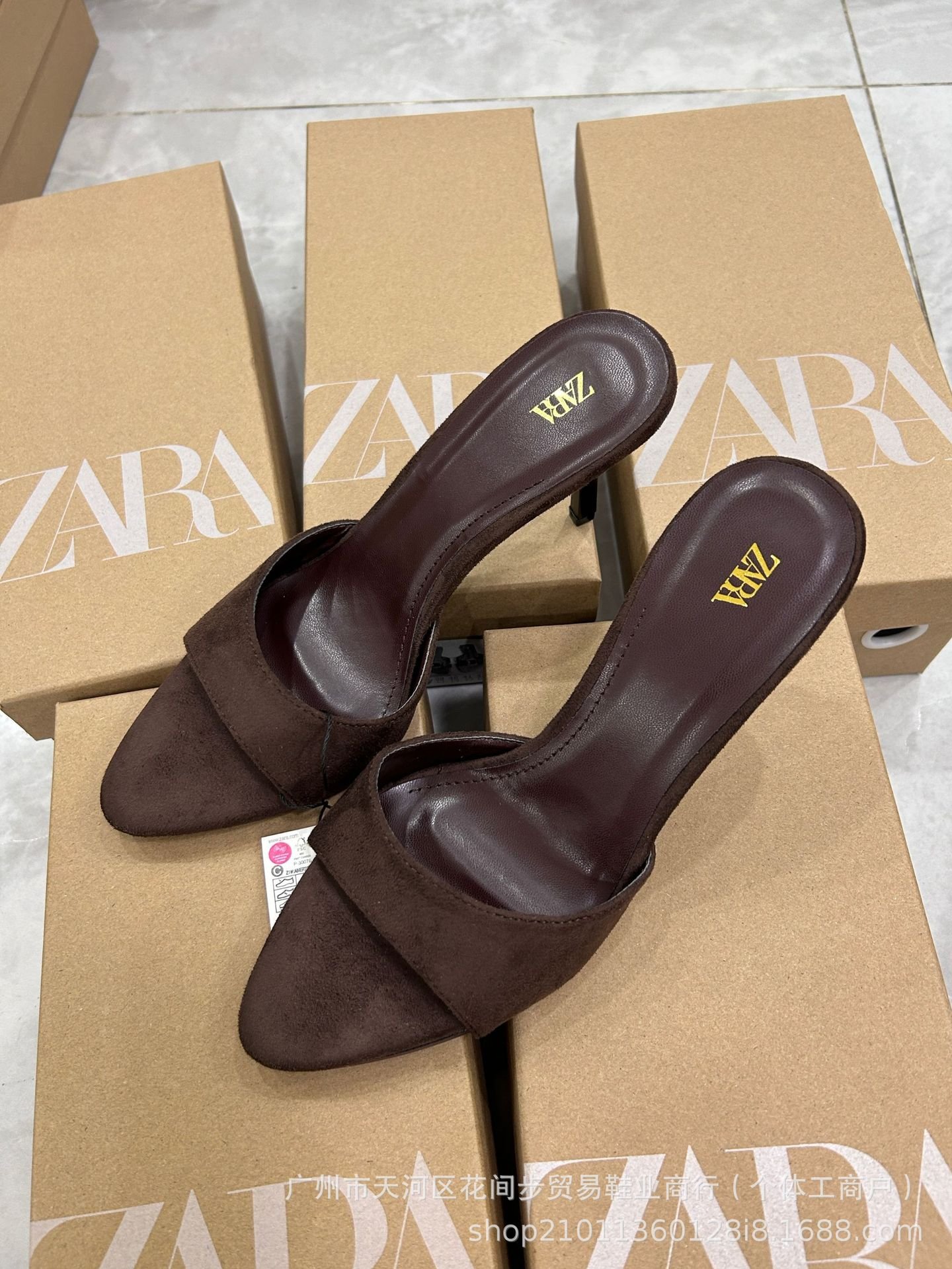 O1CN01sYLihc2GfIL3y0A9k_!!2221146609042-0-cib (1) New Pointed Toe Color Block One-Strap Open Toe High Heel - Image 1